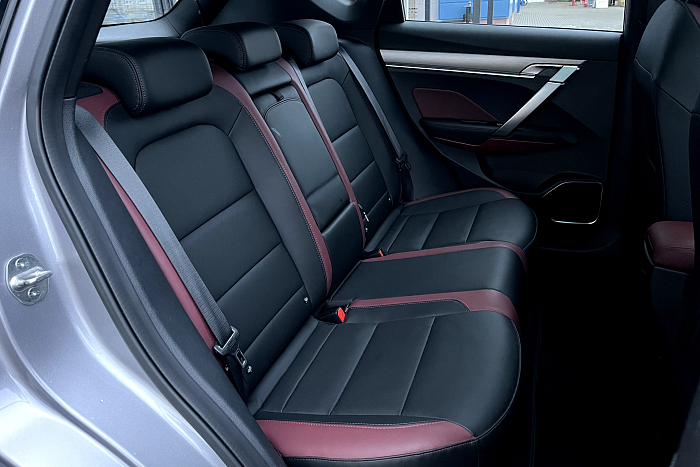 Geely Coolray, Бензин, 1.5, Робот, Передний привод, Внедорожник - 10