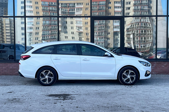 Hyundai  I30 , Дизель, 1.6, Робот, Передний привод, Универсал - 4