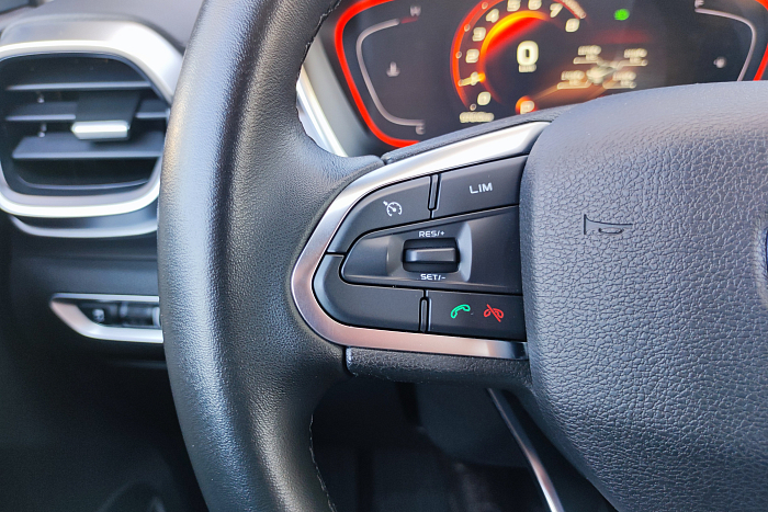 Geely Coolray, Бензин, 1.5, Робот, Передний привод, Внедорожник - 18