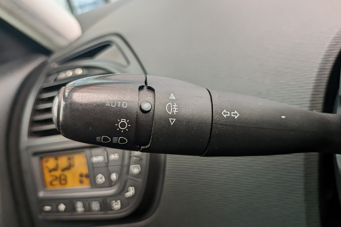 Citroen C4 Grand Picasso, Дизель, 1.6, Механическая, Передний привод, Минивэн - 18