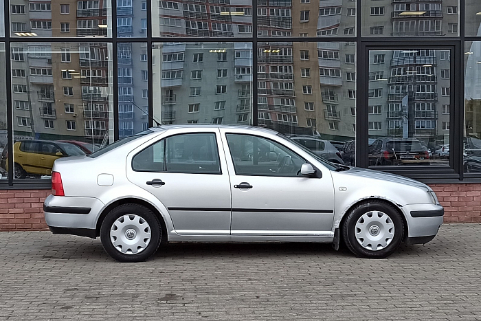 Volkswagen Bora, Бензин, 1.6, Механическая, Передний привод, Седан - 7