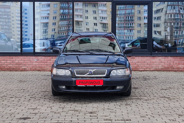 Volvo V40, Бензин, 2.0, Автомат, Передний привод, Универсал - 1