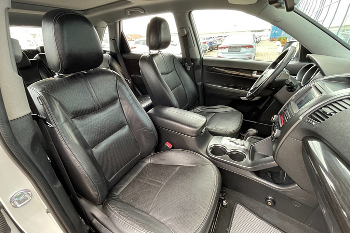 Kia Sorento, Дизель, 2.2, Автомат, Полный привод, Внедорожник - 11