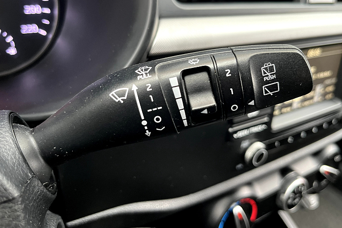 Kia Rio X-line, Бензин, 1.6, Автомат, Передний привод, Хэтчбек - 18