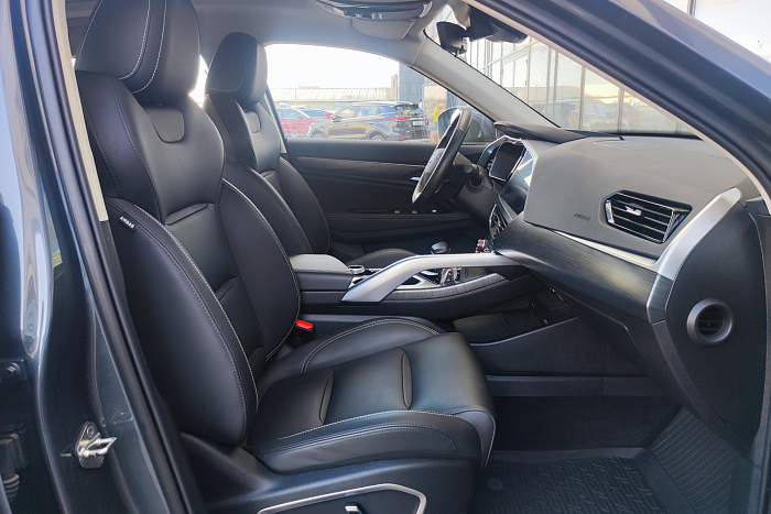 Geely Tugella, Бензин, 2.0, Автомат, Полный привод, Внедорожник - 12