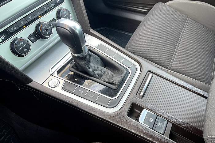 Volkswagen Passat B8, Бензин, 1.8, Робот, Передний привод, Седан - 15