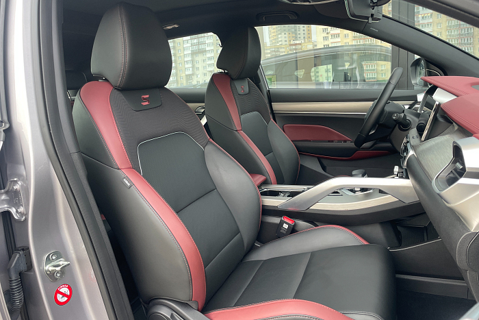 Geely Coolray, Бензин, 1.5, Робот, Передний привод, Внедорожник - 11