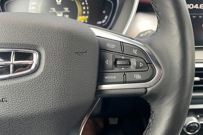 Geely Coolray, Бензин, 1.5, Робот, Передний привод, Внедорожник - 18