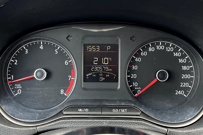 Volkswagen Polo Sedan, Бензин, 1.6, Автомат, Передний привод, Седан - 12