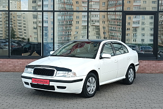 Skoda Octavia, Бензин, 1.6, Механическая, Передний привод, Хэтчбек