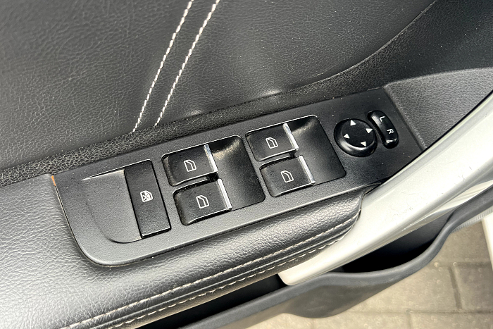 Geely Emgrand 7, Бензин, 1.8, Вариатор, Передний привод, Седан - 18