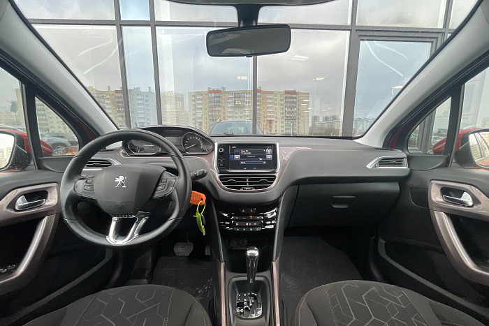Peugeot 2008, Бензин, 1.6, Автомат, Передний привод, Универсал - 8