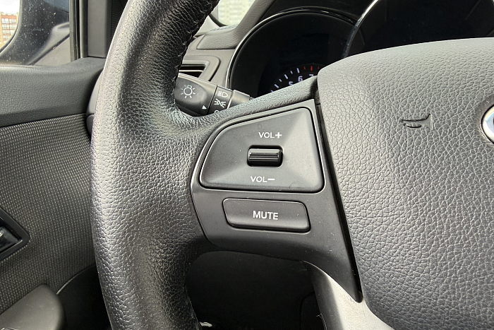 Kia Rio, Бензин, 1.6, Автомат, Передний привод, Седан - 16