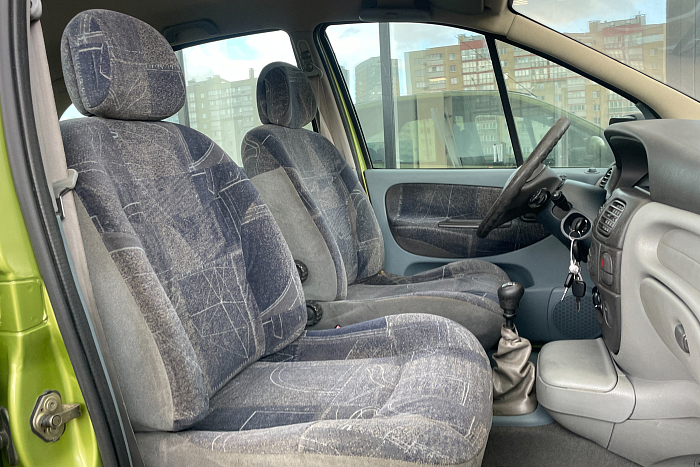 Renault Megane Scenic, Дизель, 1.9, Механическая, Передний привод, Хэтчбек - 11