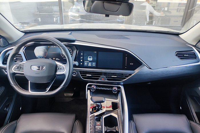 Geely Tugella, Бензин, 2.0, Автомат, Полный привод, Внедорожник - 8