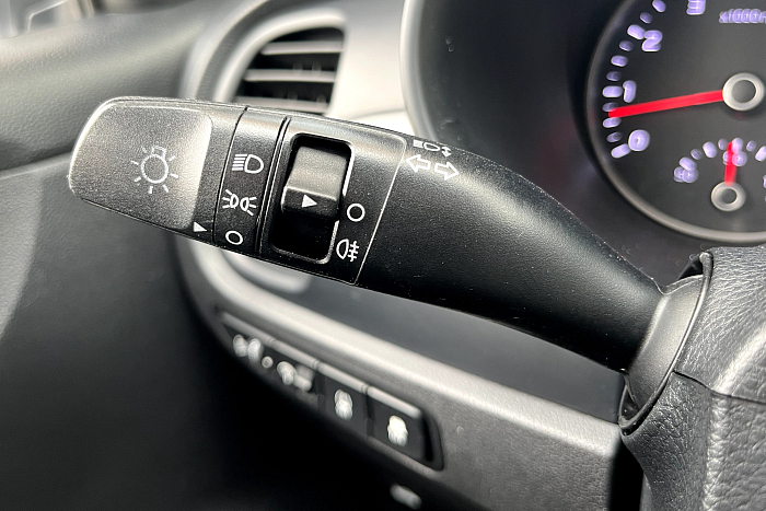 Kia Rio X-line, Бензин, 1.6, Автомат, Передний привод, Хэтчбек - 16