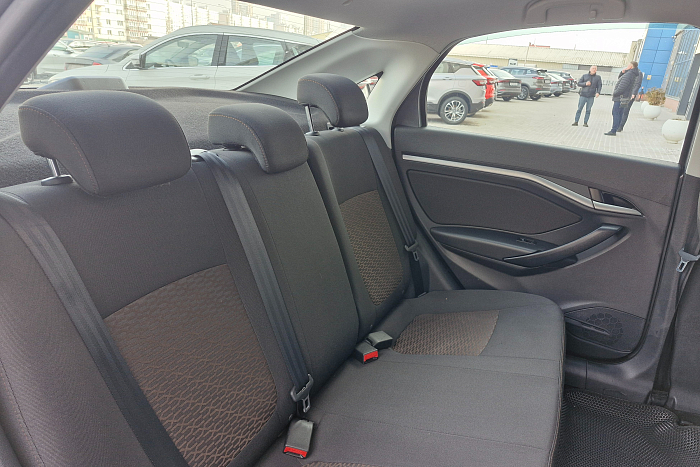 Lada Vesta, Бензин, 1.6, Робот, Передний привод, Седан - 13