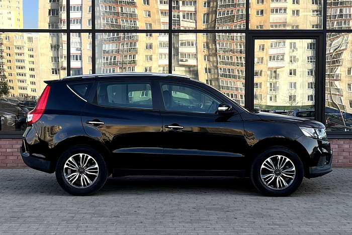 Geely Emgrand X7, Бензин, 2.0, Автомат, Передний привод, Кроссовер - 2