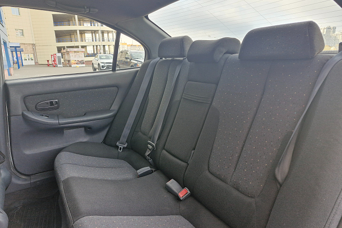 Hyundai Elantra, Дизель, 2.0, Механическая, Передний привод, Седан - 12