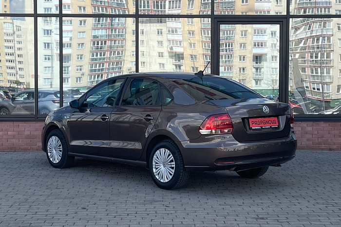 Volkswagen Polo, Бензин, 1.6, Автомат, Передний привод, Седан - 7