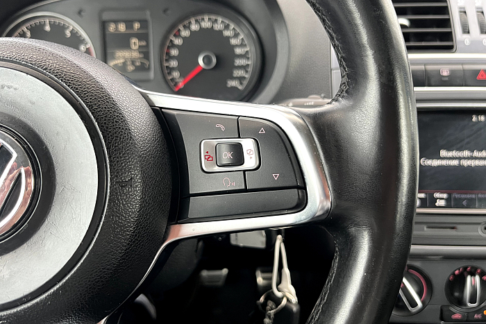 Volkswagen Polo Sedan, Бензин, 1.6, Автомат, Передний привод, Седан - 17