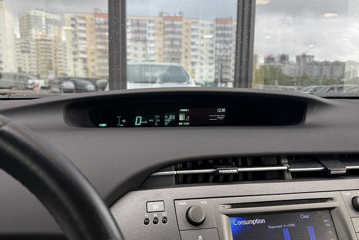 Toyota Prius, Бензин, 1.8, Вариатор, Передний привод, Хэтчбек - 18