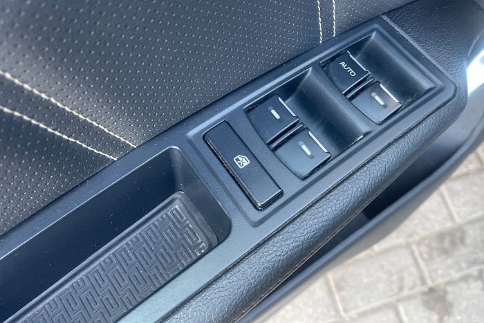 Geely Emgrand X7, Бензин, 2.0, Автомат, Передний привод, Внедорожник - 20