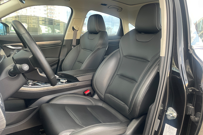 Geely Tugella, Бензин, 2.0, Автомат, Полный привод, Внедорожник - 10