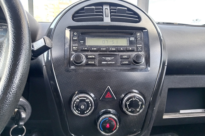 Geely LC Cross, Бензин, 1.3, Механическая, Передний привод, Хэтчбек - 15