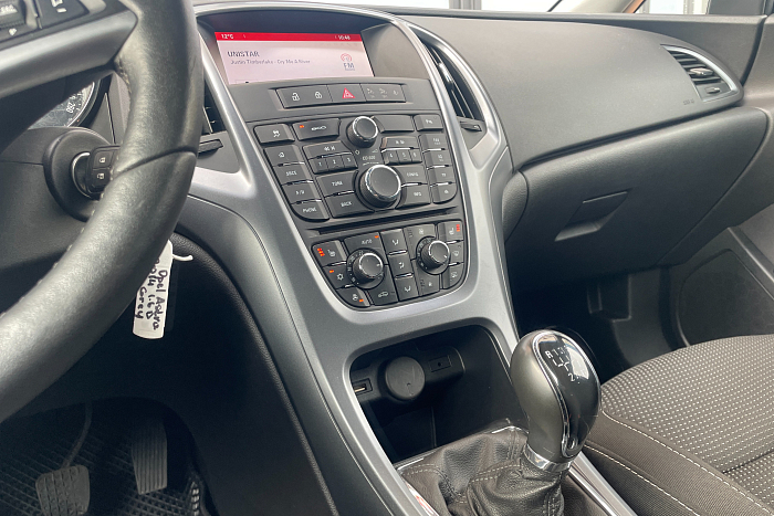 Opel Astra, Дизель, 1.6, Механическая, Передний привод, Универсал - 20