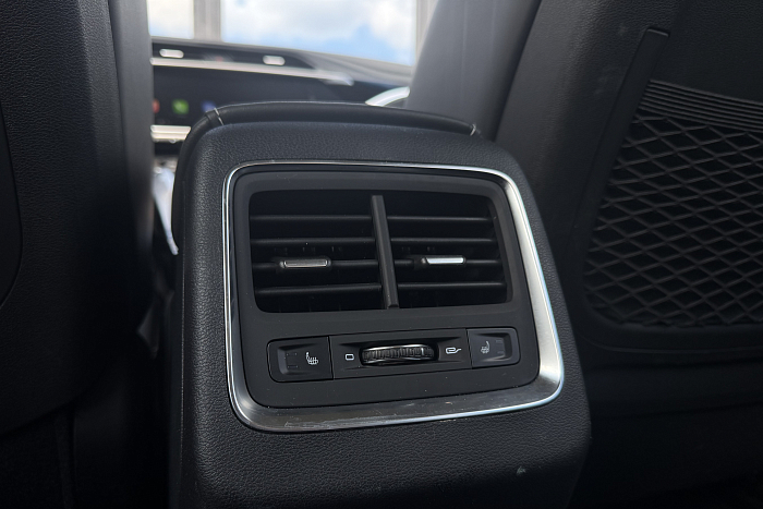 Geely Atlas Pro, Бензин, 1.5, Автомат, Передний привод, Внедорожник - 22