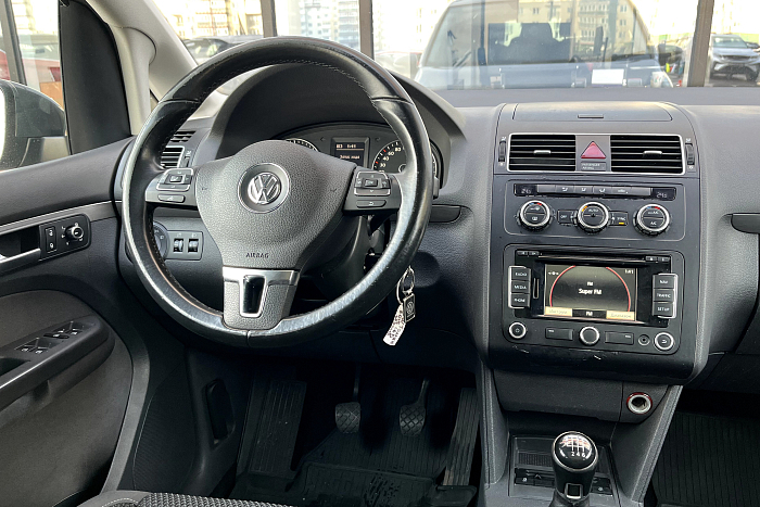 Volkswagen Touran, Дизель, 1.6, Механическая, Передний привод, Минивэн - 7