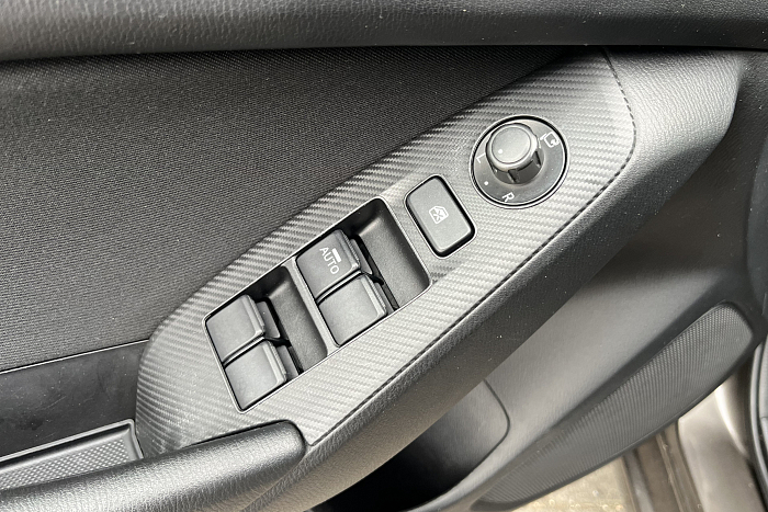 Mazda 3, Бензин, 1.6, Автомат, Передний привод, Седан - 18