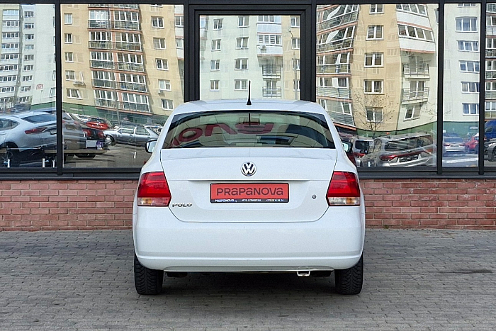 Volkswagen Polo Sedan, Бензин, 1.6, Механическая, Передний привод, Седан - 4