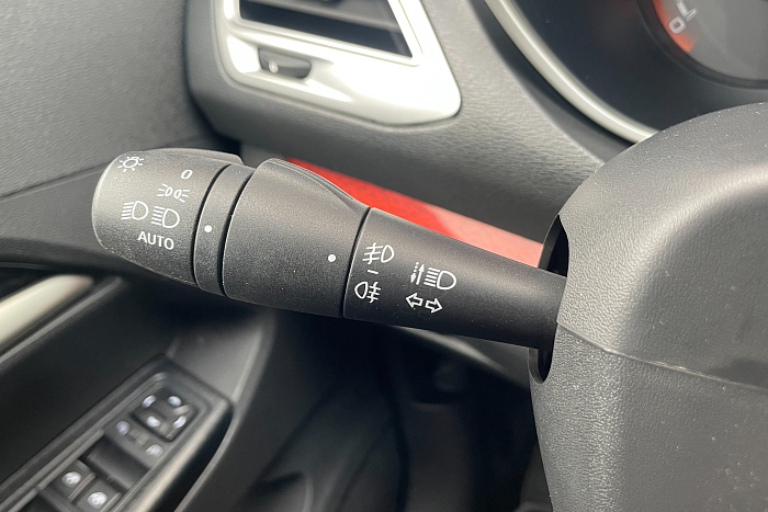 Lada Vesta, Бензин, 1.8, Робот, Передний привод, Универсал - 15