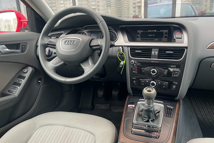 Audi A4, Бензин, 1.8, Механическая, Передний привод, Седан - 9
