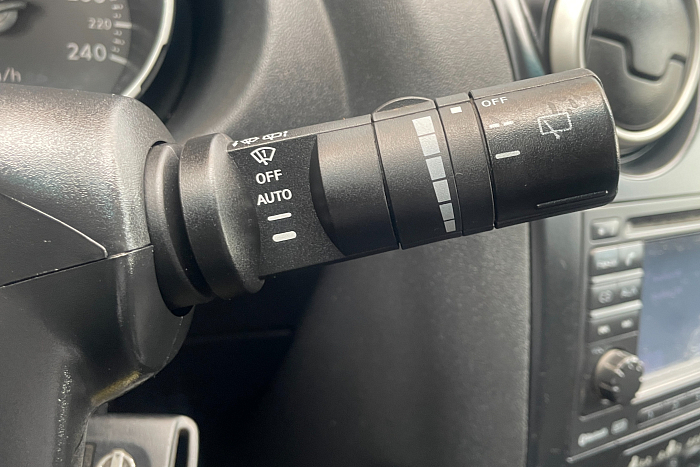 Nissan  Qashqai +2, Дизель, 2.0, Механическая, Передний привод, Внедорожник - 17