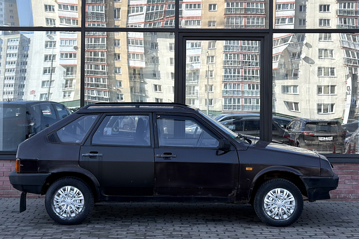 Lada 2109, Бензин, 1,5, Механическая, Передний привод, Седан - 3