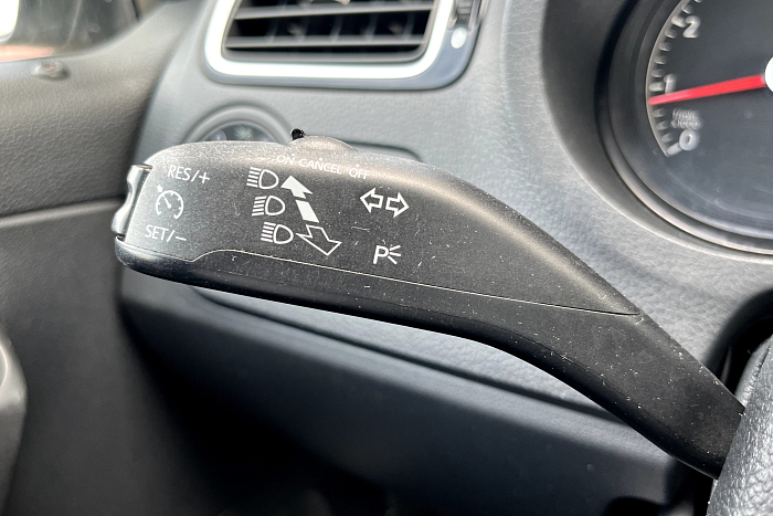 Volkswagen Polo Sedan, Бензин, 1.6, Автомат, Передний привод, Седан - 16