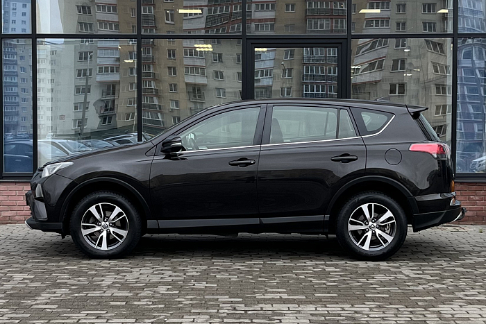 Toyota Rav4, Дизель, 2.0, Механическая, Передний привод, Внедорожник - 5