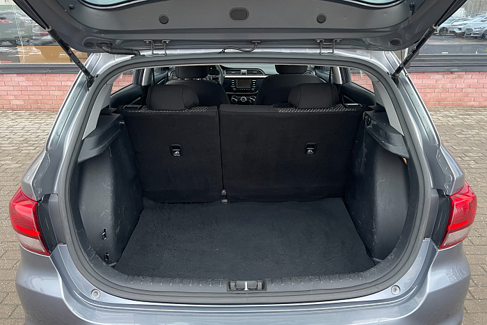 Kia  Rio X-line, Бензин, 1.6, Автомат, Передний привод, Хэтчбек - 23