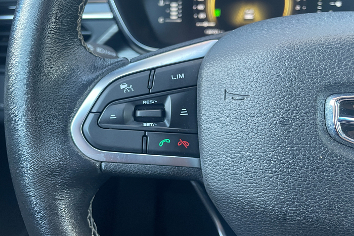 Geely Atlas Pro, Гибрид, 1.5, Робот, Полный привод, Внедорожник - 15