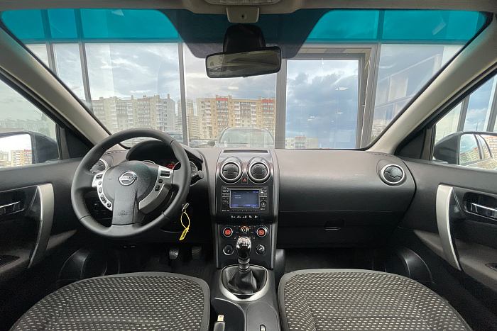 Nissan  Qashqai +2, Дизель, 2.0, Механическая, Передний привод, Внедорожник - 8