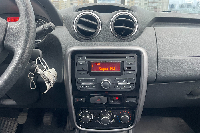 Renault Duster , Бензин, 2.0, Механическая, Полный привод, Внедорожник - 17