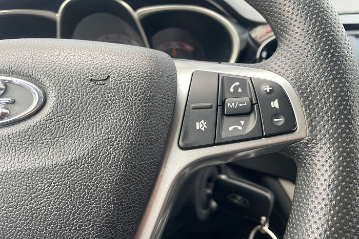 Lada Vesta, Бензин, 1.8, Робот, Передний привод, Универсал - 18