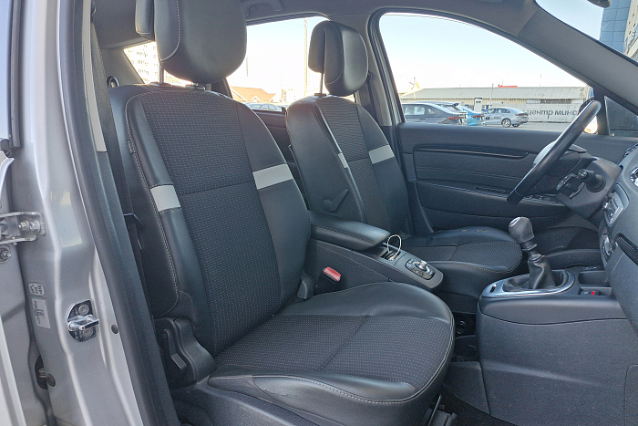 Renault Grand Scenic, Дизель, 1.5, Механическая, Передний привод, Минивэн - 11