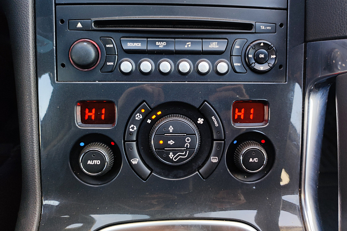 Peugeot 3008, Бензин, 1.6, Автомат, Передний привод, Внедорожник - 17