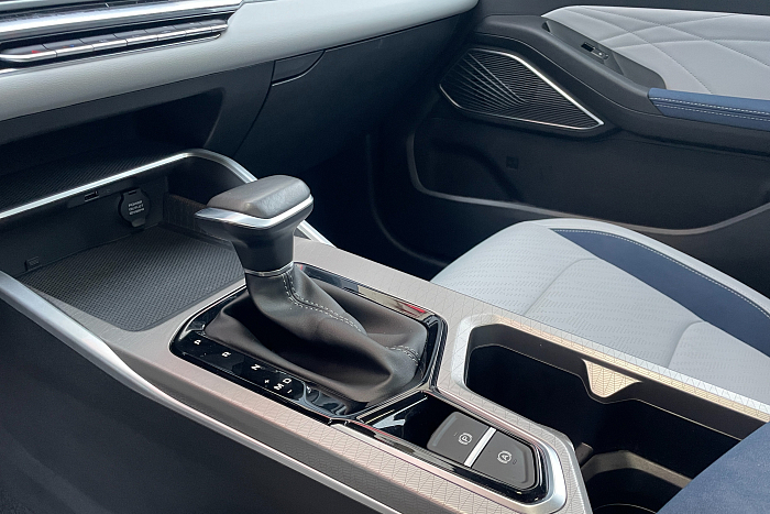 Geely Emgrand, Бензин, 1.5, Автомат, Передний привод, Седан - 20