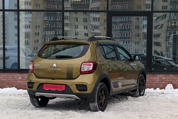 Renault Sandero Stepway, Бензин, 1.6, Механическая, Передний привод, Хэтчбек - 4