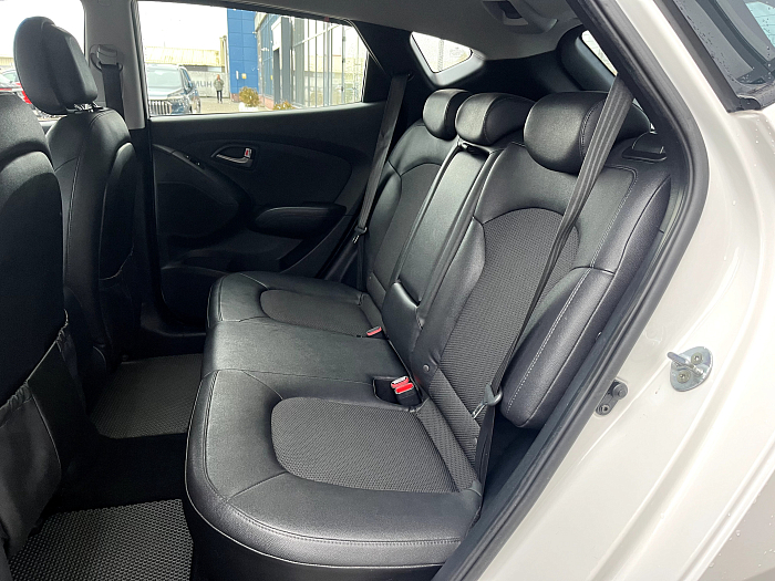 Hyundai ix35, Бензин, 2.0, Автомат, Передний привод, Внедорожник - 11